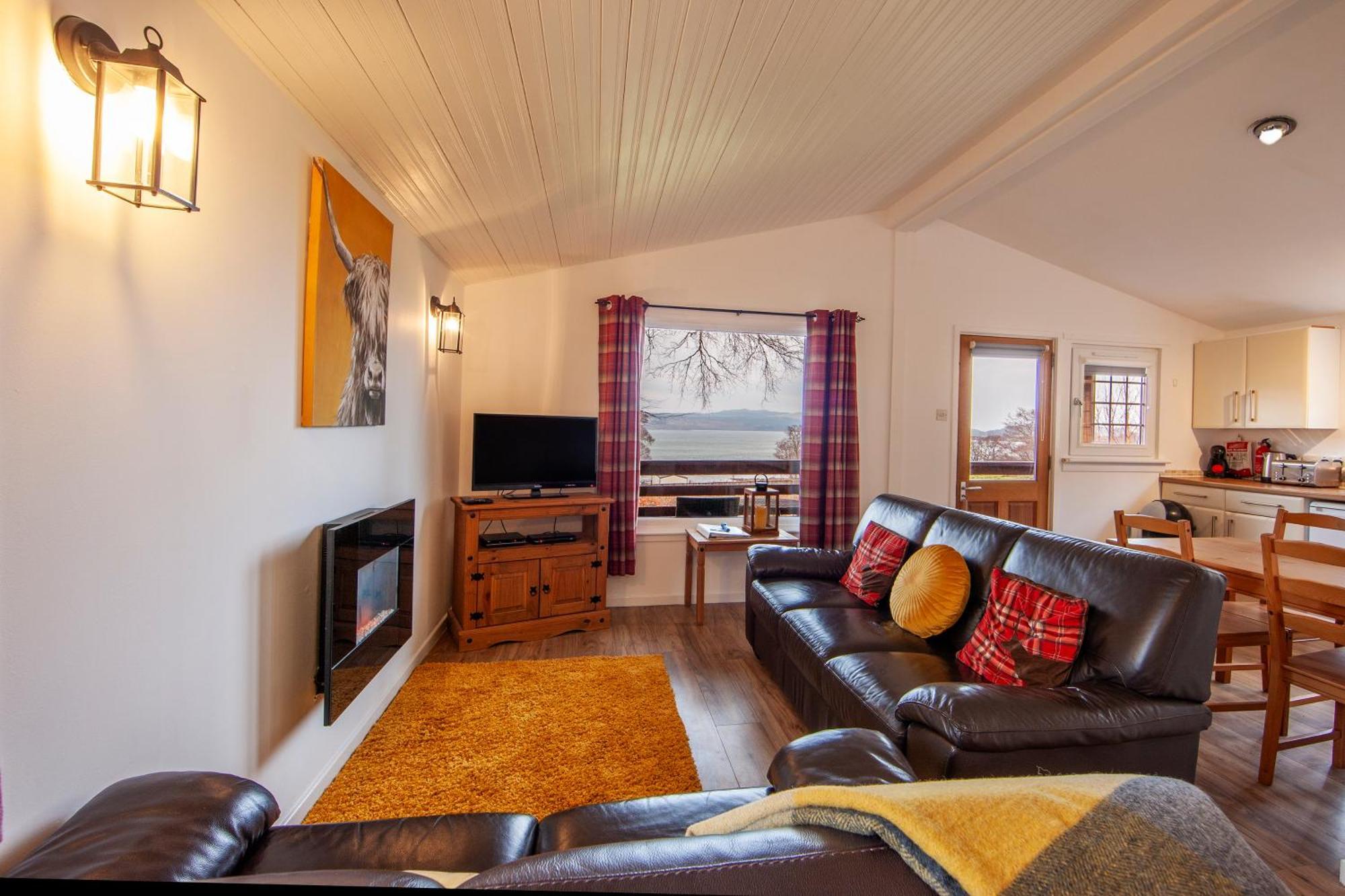 Appin Holiday Homes -Caravans, Lodges, Shepherds Hut And Train Carriage Stays Zewnętrze zdjęcie