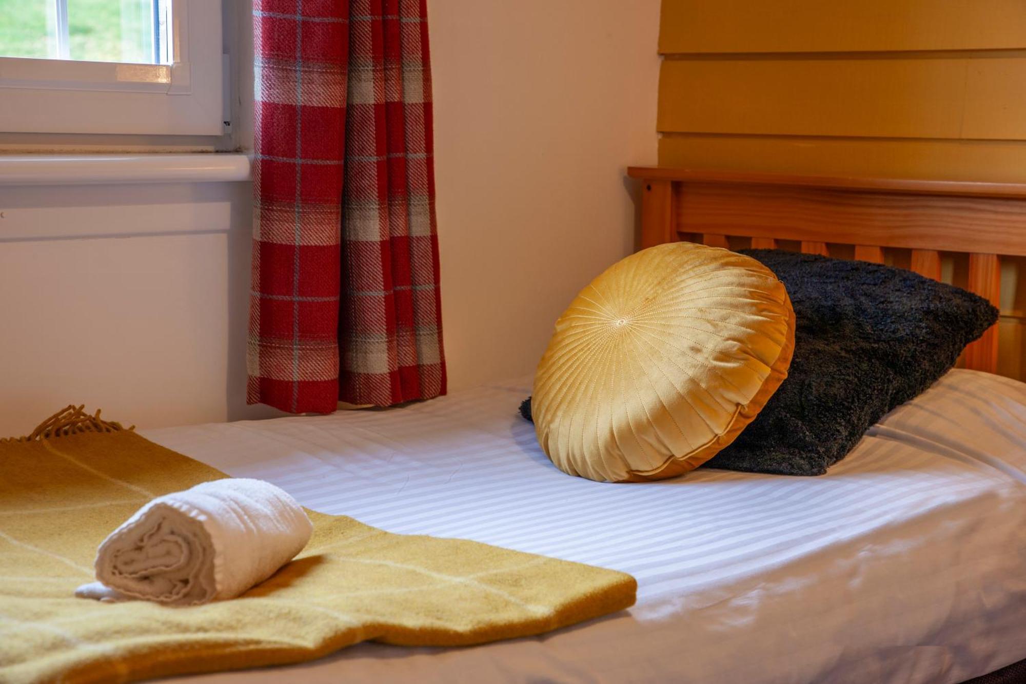 Appin Holiday Homes -Caravans, Lodges, Shepherds Hut And Train Carriage Stays Zewnętrze zdjęcie