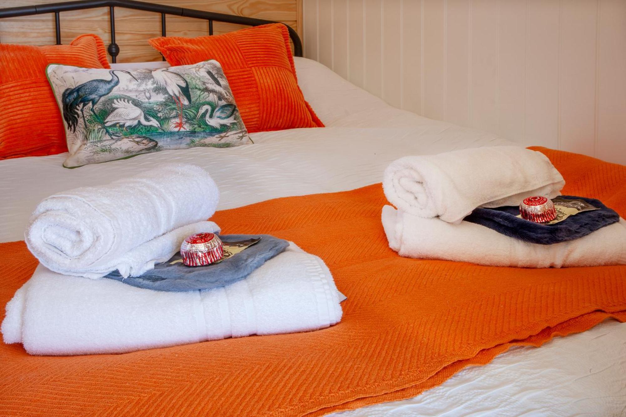 Appin Holiday Homes -Caravans, Lodges, Shepherds Hut And Train Carriage Stays Zewnętrze zdjęcie