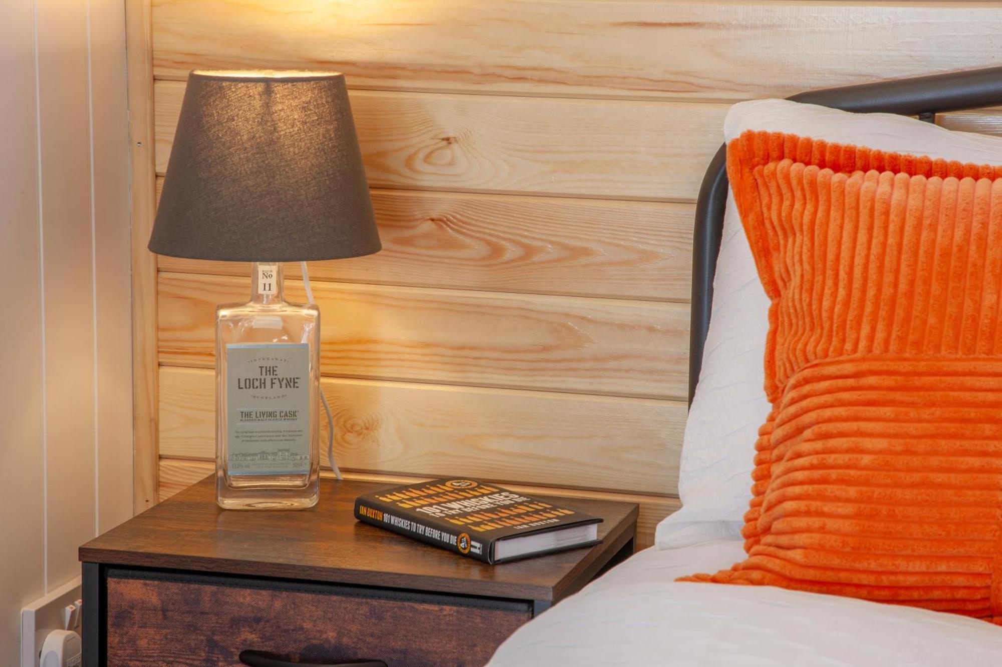 Appin Holiday Homes -Caravans, Lodges, Shepherds Hut And Train Carriage Stays Zewnętrze zdjęcie