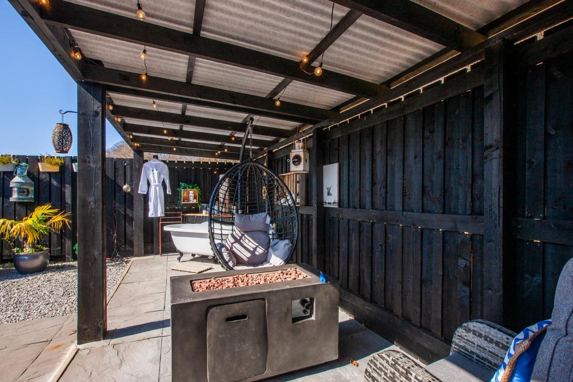 Appin Holiday Homes -Caravans, Lodges, Shepherds Hut And Train Carriage Stays Zewnętrze zdjęcie