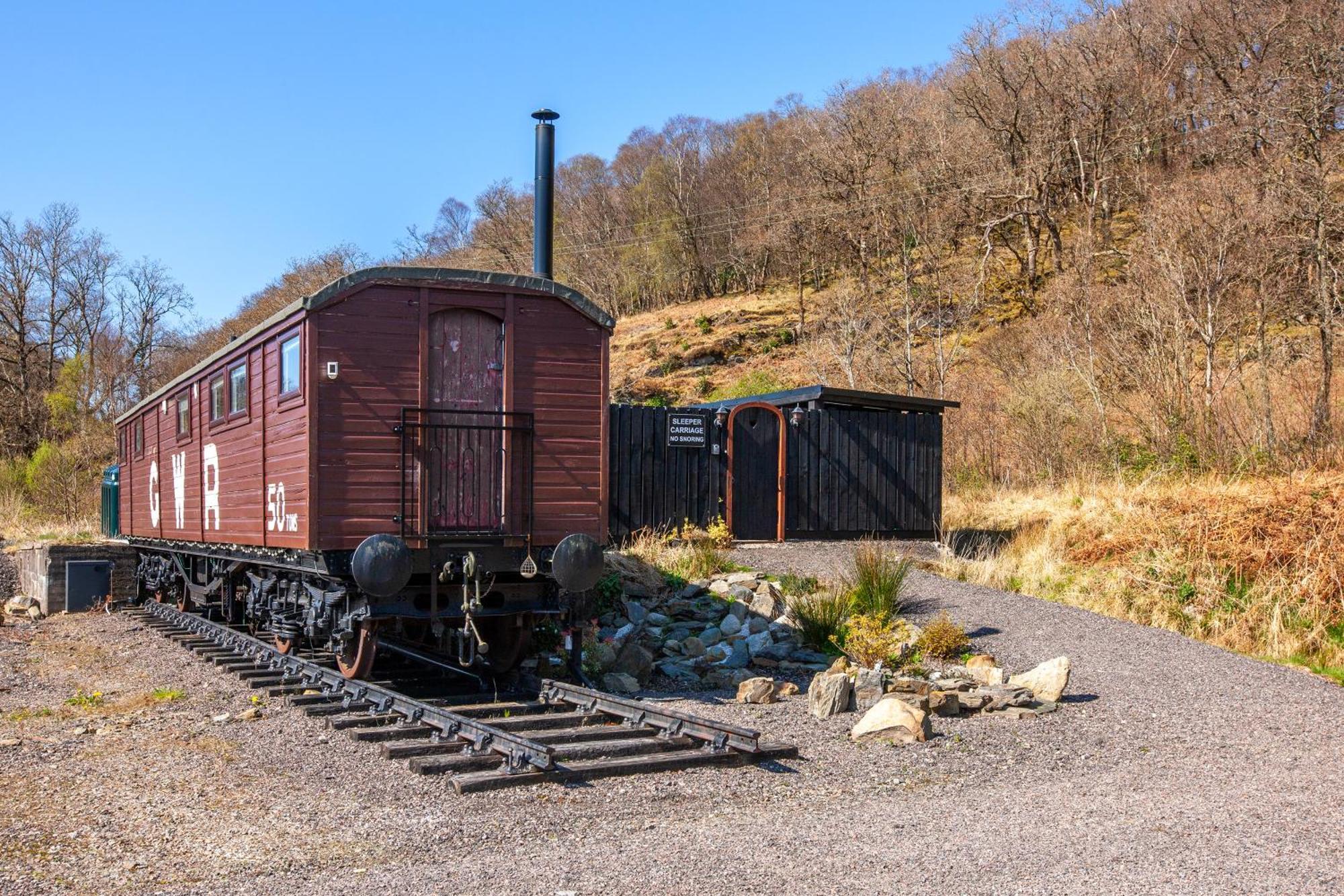 Appin Holiday Homes -Caravans, Lodges, Shepherds Hut And Train Carriage Stays Zewnętrze zdjęcie
